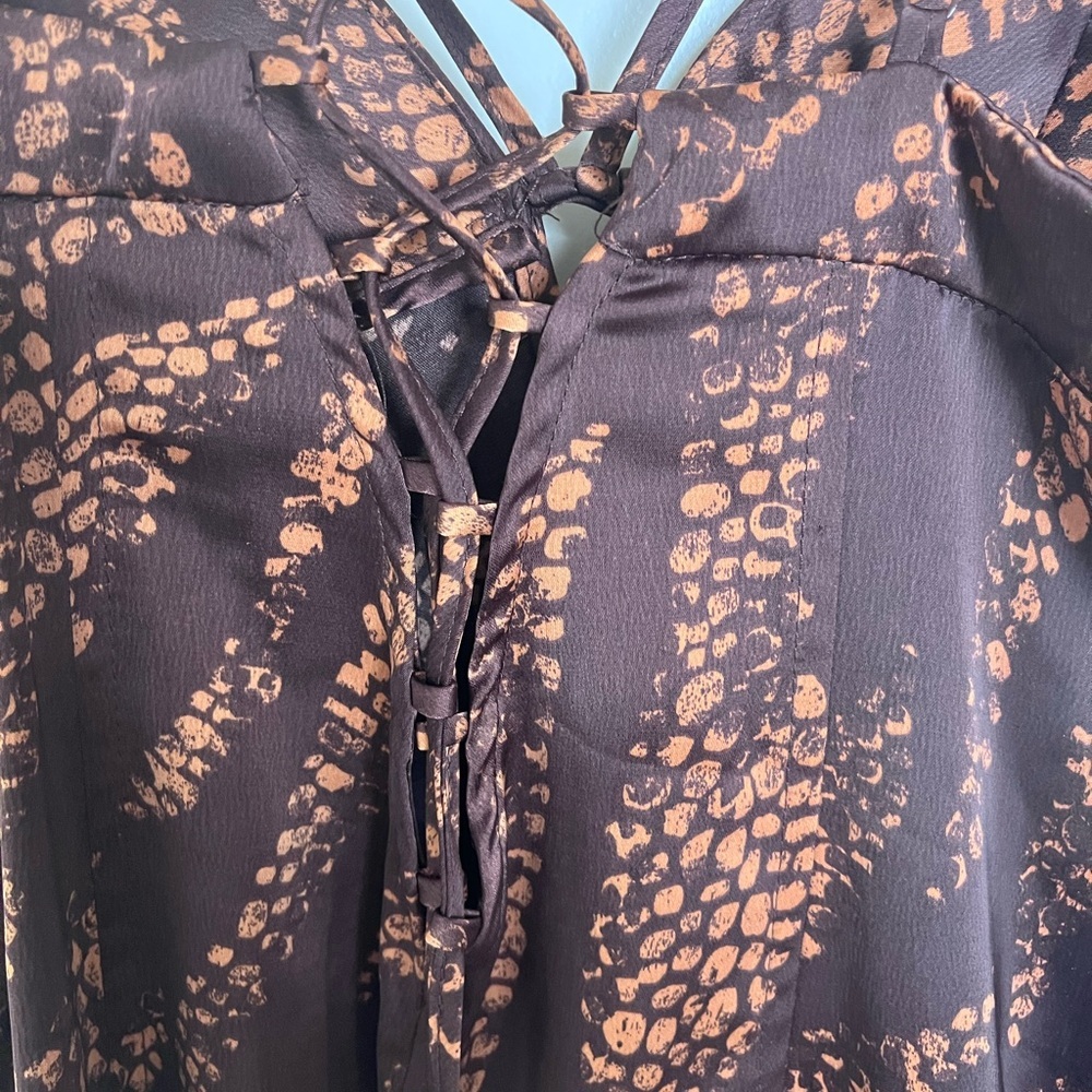 Brown and tan long midi patterned dress from urban outfitters - Picture 4 of 4